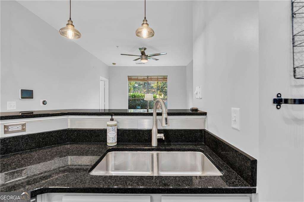 1 bedroom, 1 bathroom, 646 sq ft condominium for sale at 821 Ralph Mcgill Boulevard 3217, Atlanta, GA 30306 — photo 10