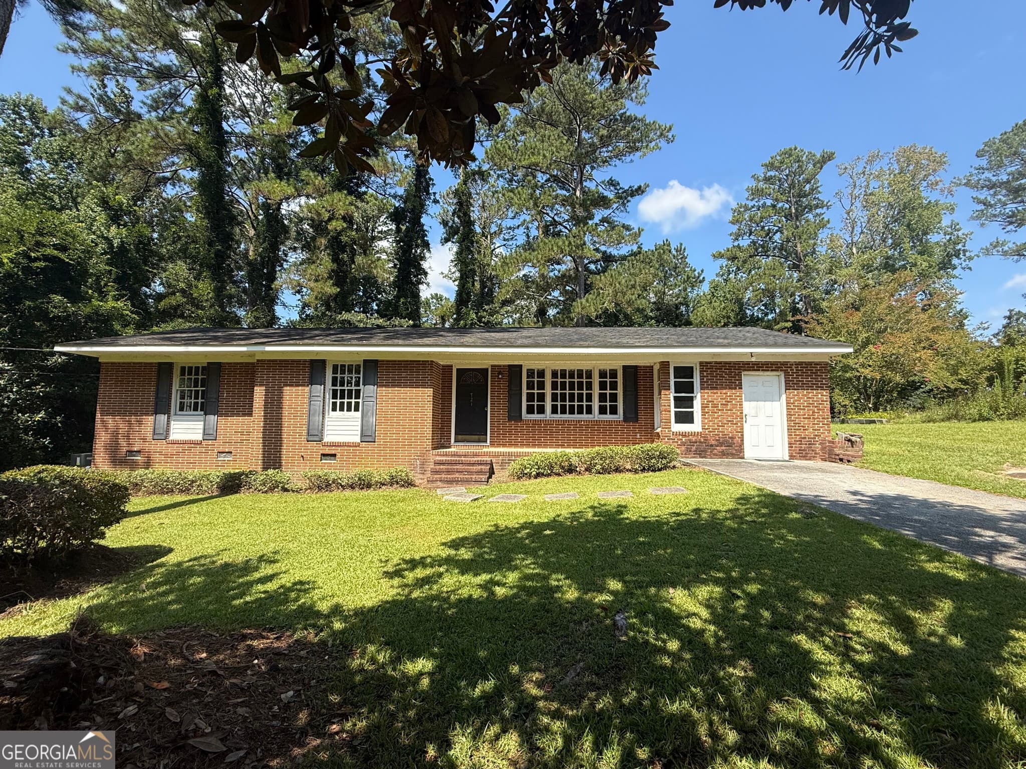 3 bedroom, 1.5 bathroom, 1,563 sq ft single family residence sold at 721 Central Road, Thomson, GA 30824