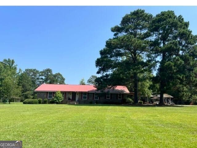 3 bedroom, 2 bathroom, 2,401 sq ft single family residence for sale at 319 Ed Carson Road, Americus, GA 31709