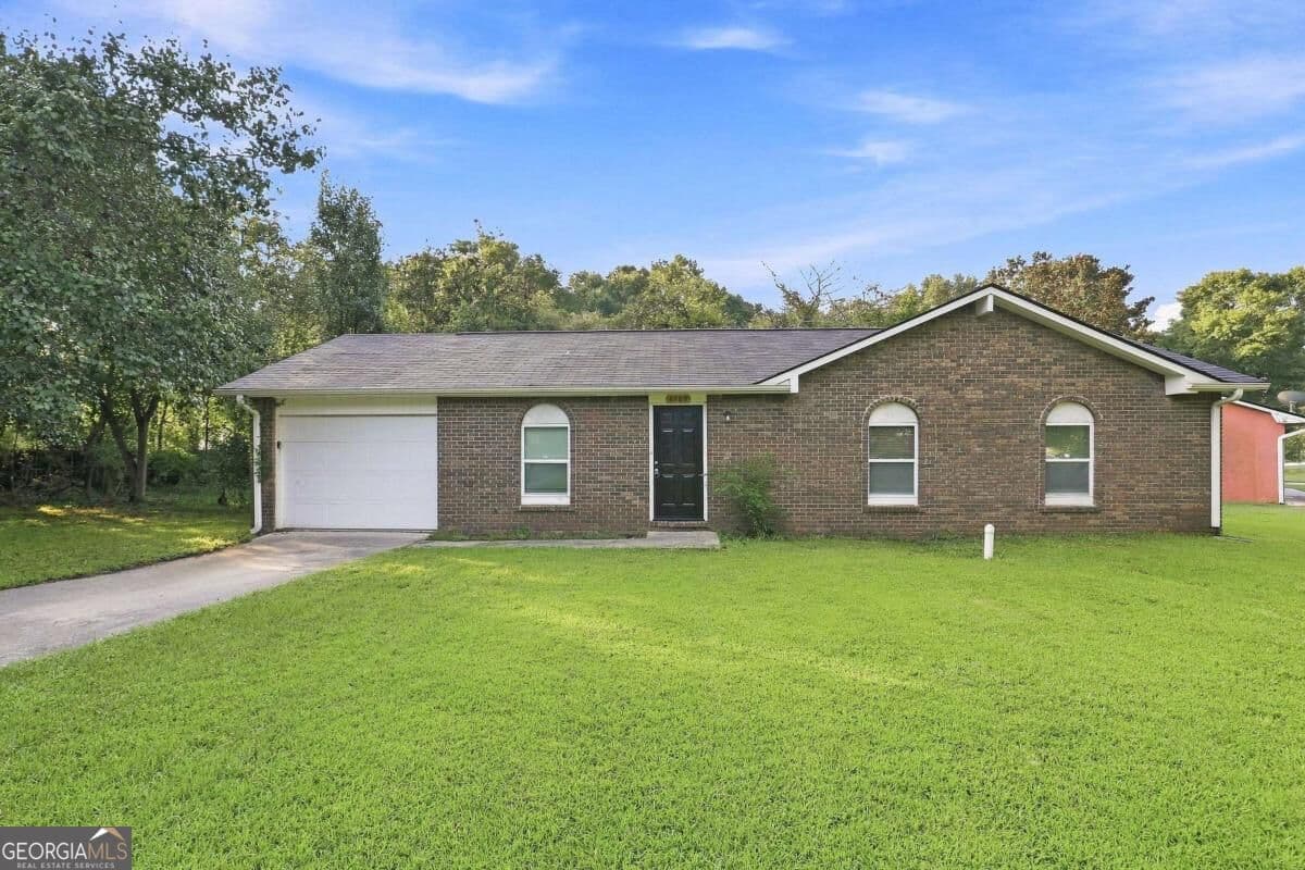 3 bedroom, 2 bathroom single family residence for rent at 8788 E Bourne Drive, Jonesboro, GA 30238 for $1,515 a month — photo 1 of 1