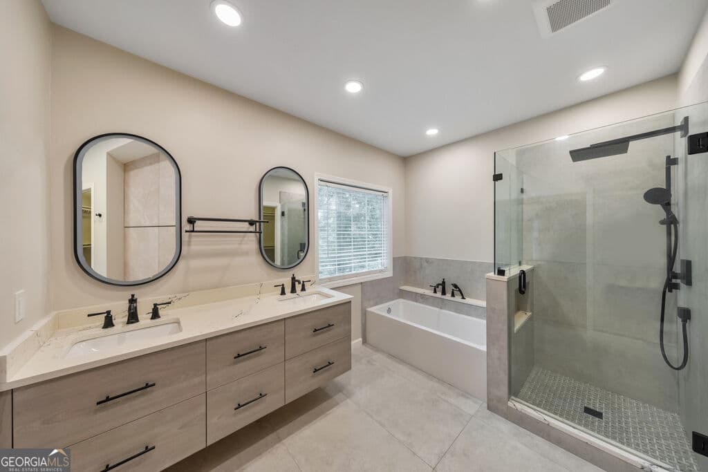 3 bedroom, 2.5 bathroom, 2,043 sq ft single family residence for sale at 2038 Spicers Lane, Woodstock, GA 30189 — photo 7