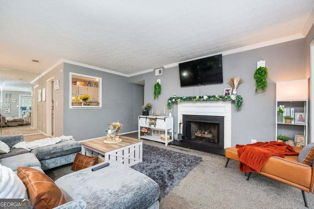 2 bedroom, 2 bathroom, 1,102 sq ft condominium for sale at 1603 Vicksburg Place, Sandy Springs, GA 30350 — photo 2