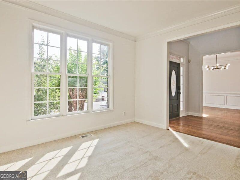 5 bedroom, 3.5 bathroom, 4,400 sq ft single family residence for sale at 2265 Amberbrook Lane, Grayson, GA 30017 — photo 8