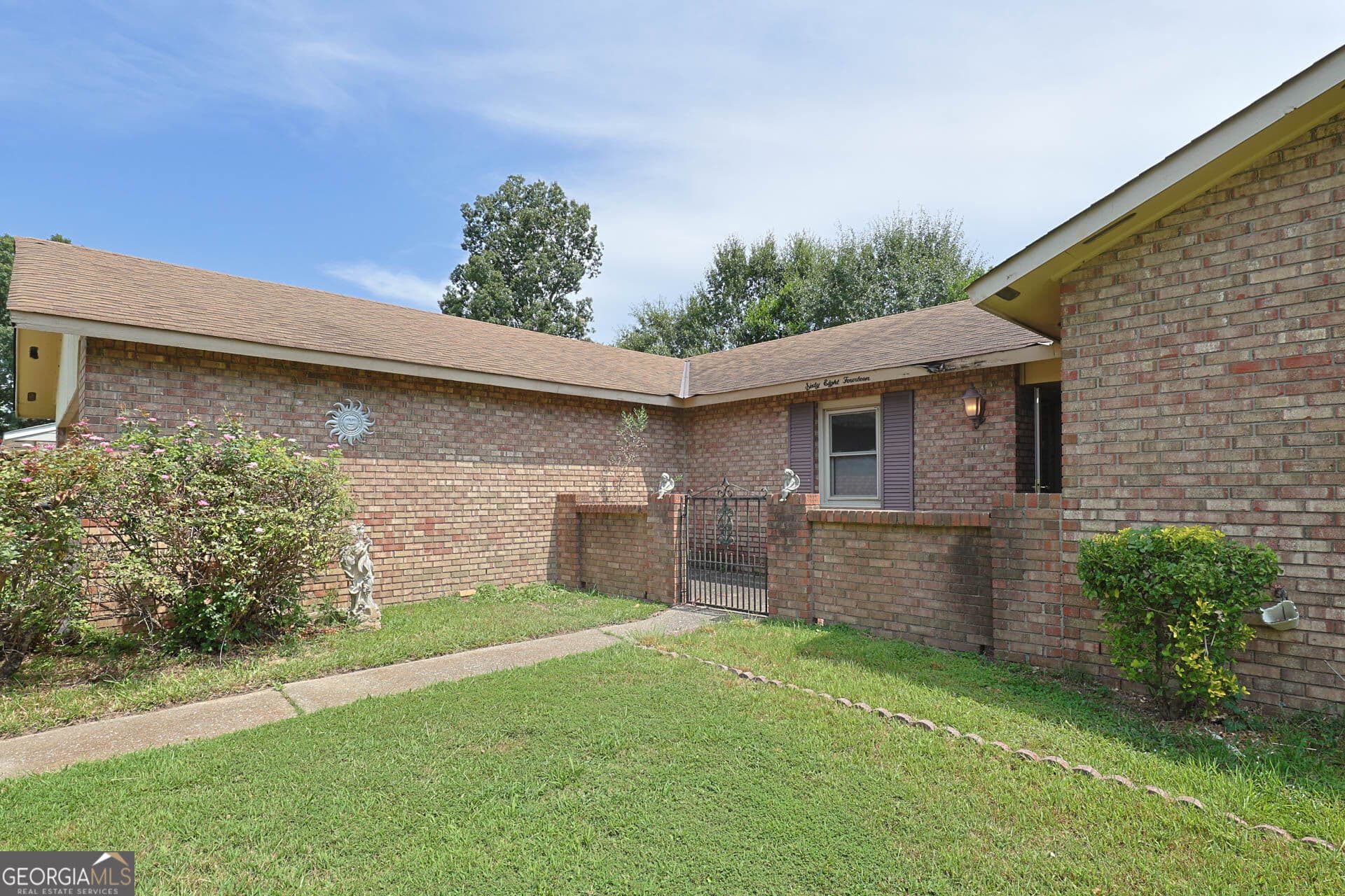 3 bedroom, 2 bathroom, 1,937 sq ft single family residence for sale at 6814 Buckeye Way, Columbus, GA 31904 — photo 4