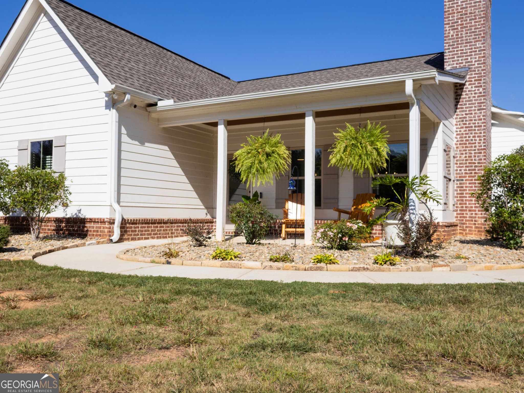 3 bedroom, 2 bathroom, 1,627 sq ft single family residence for sale at 2383 Highway 11, Monroe, GA 30656 — photo 7