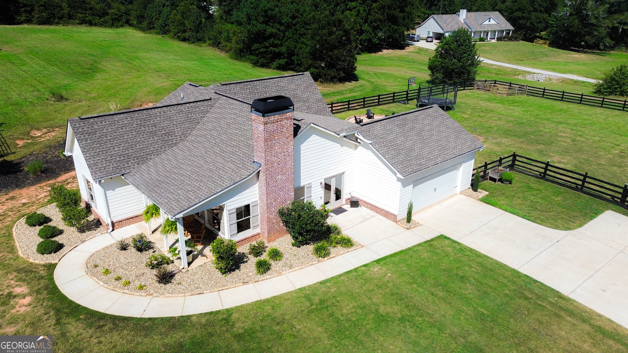 3 bedroom, 2 bathroom, 1,627 sq ft single family residence for sale at 2383 Highway 11, Monroe, GA 30656