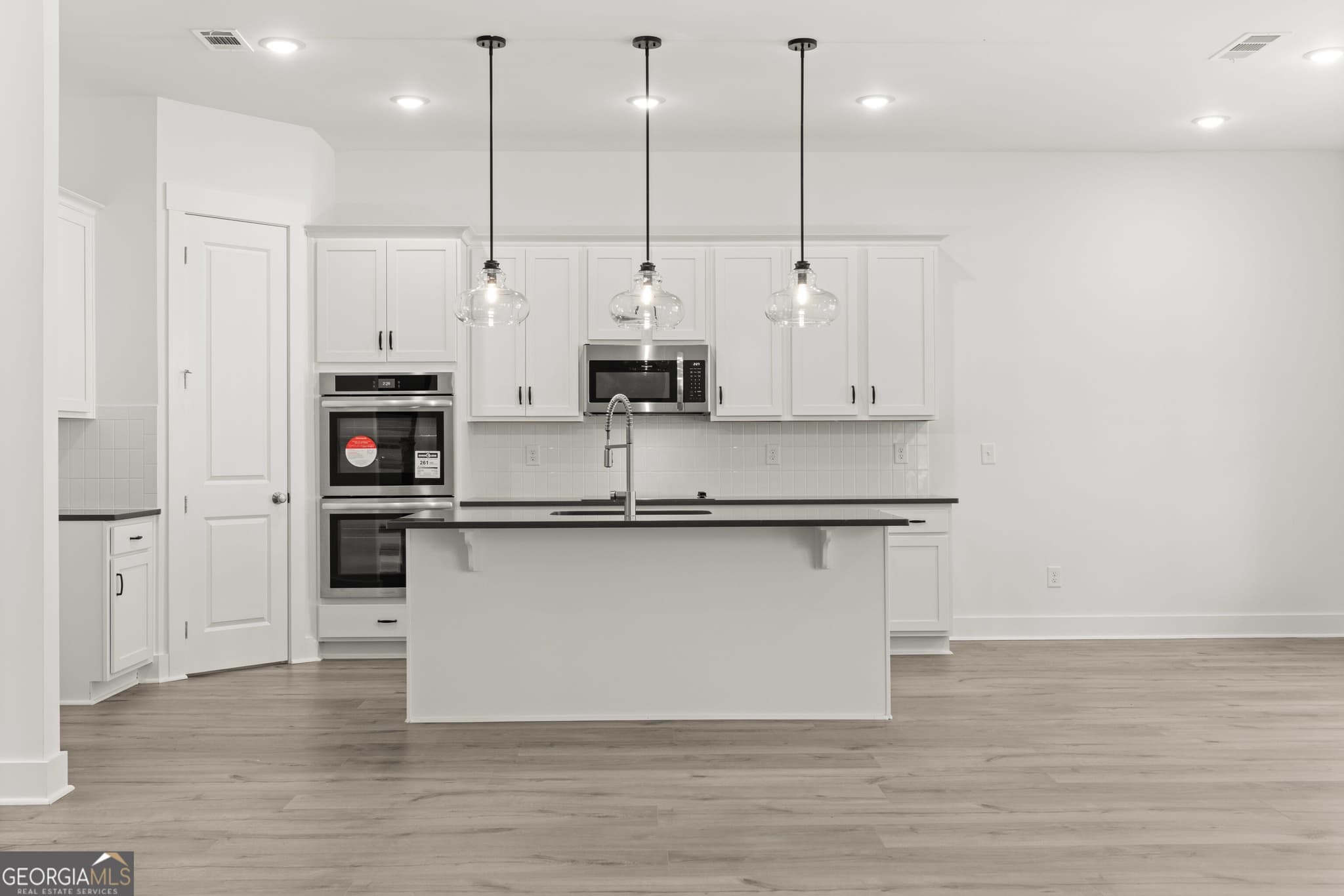 5 bedroom, 4 bathroom, 3,207 sq ft single family residence for sale at 3354 Traditions Way 11V, Jefferson, GA 30549 — photo 6