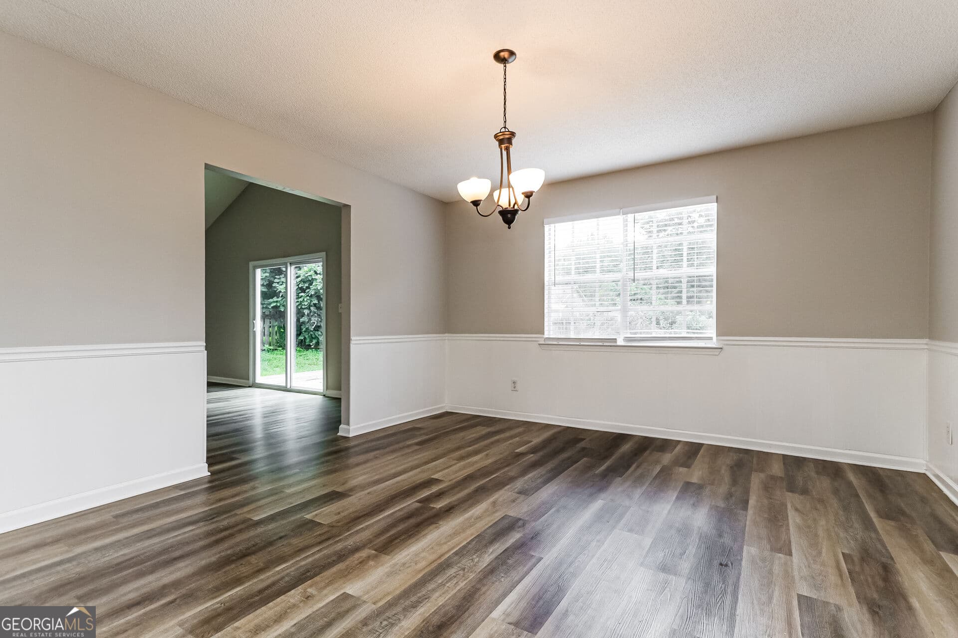 3 bedroom, 2 bathroom, 2,550 sq ft single family residence for sale at 45 Still Waters Drive, Covington, GA 30016 — photo 7