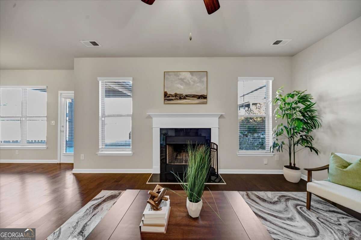 4 bedroom, 2.5 bathroom, 2,564 sq ft single family residence for sale at 1267 Swamp Road, Loganville, GA 30052 — photo 4