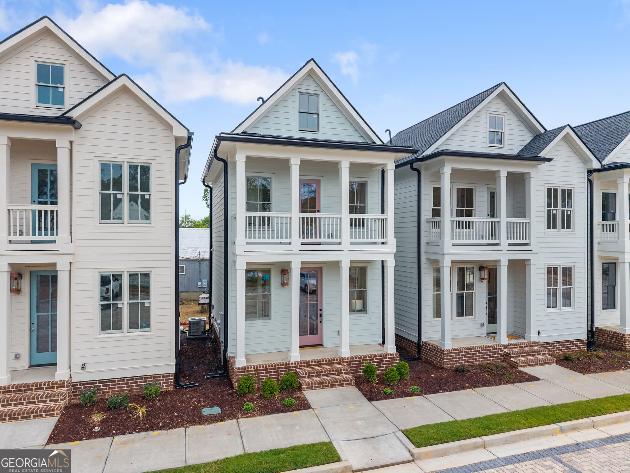 1 bedroom, 1.5 bathroom, 655 sq ft condominium for sale at 758 Trail View Court, Gainesville, GA 30501 — photo 2