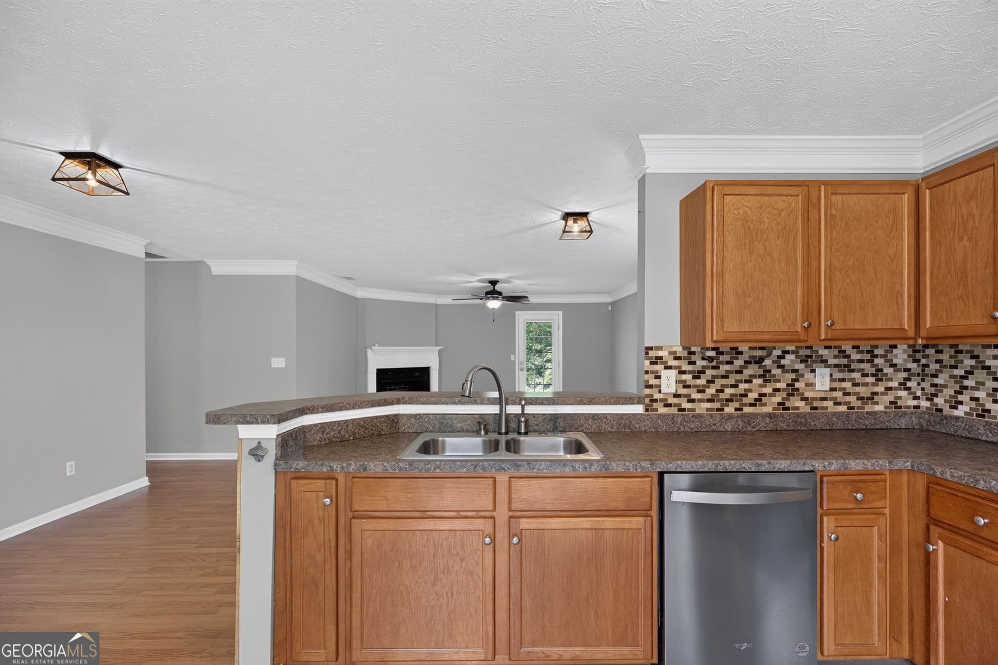 3 bedroom, 2 bathroom, 1,570 sq ft single family residence for sale at 112 Governor Lane, Temple, GA 30179 — photo 9