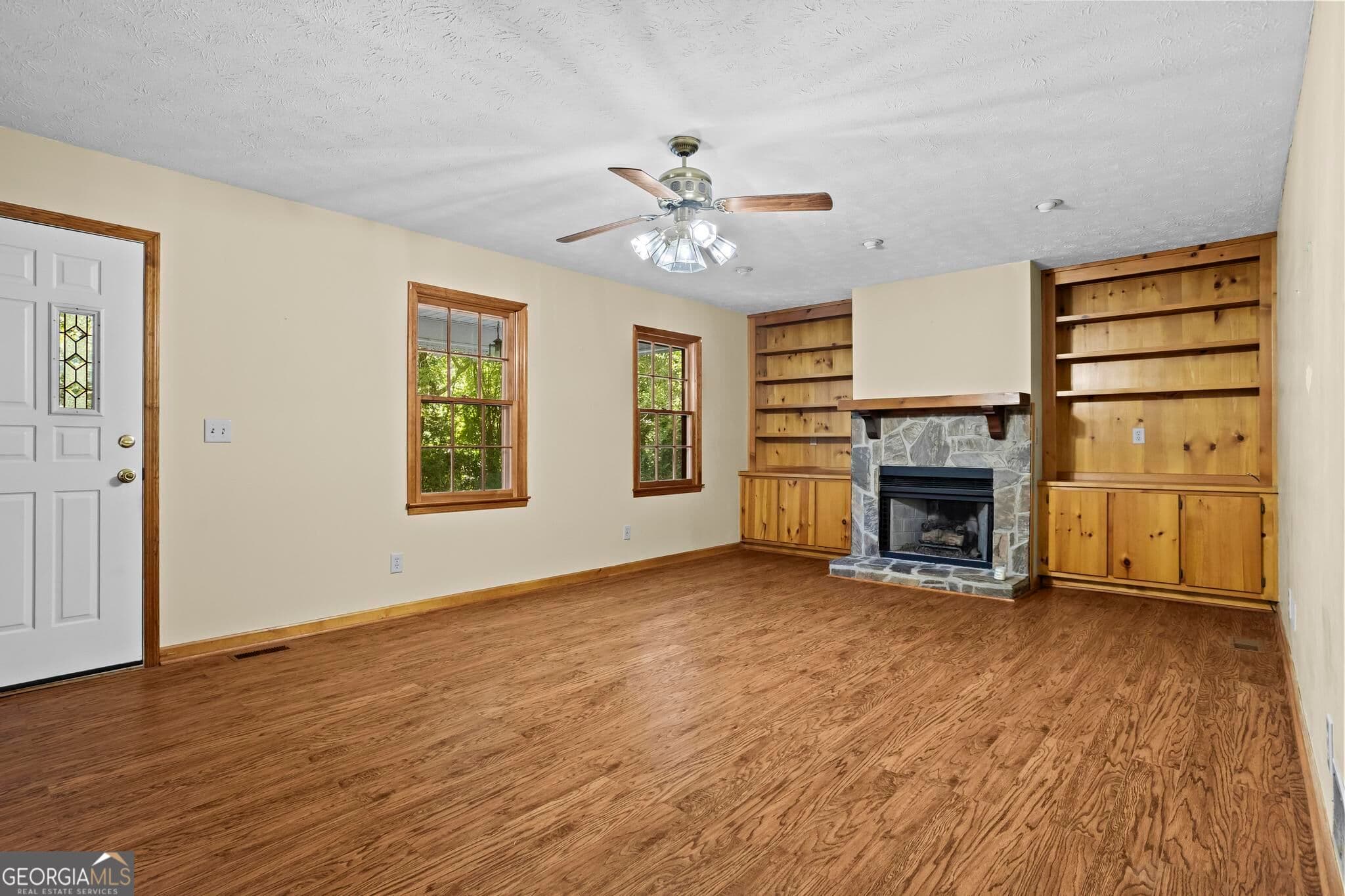 3 bedroom, 2 bathroom, 1,704 sq ft single family residence for sale at 3727 Bowline Circle, Acworth, GA 30102 — photo 7