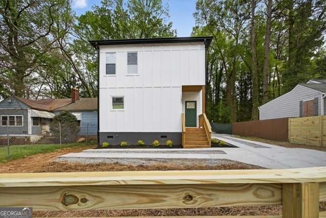3 bedroom, 2 bathroom townhouse for sale at 1240 Campbellton Road A, Atlanta, GA 30310 — photo 2