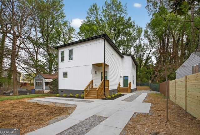 3 bedroom, 2 bathroom townhouse for sale at 1240 Campbellton Road A, Atlanta, GA 30310 — photo 4