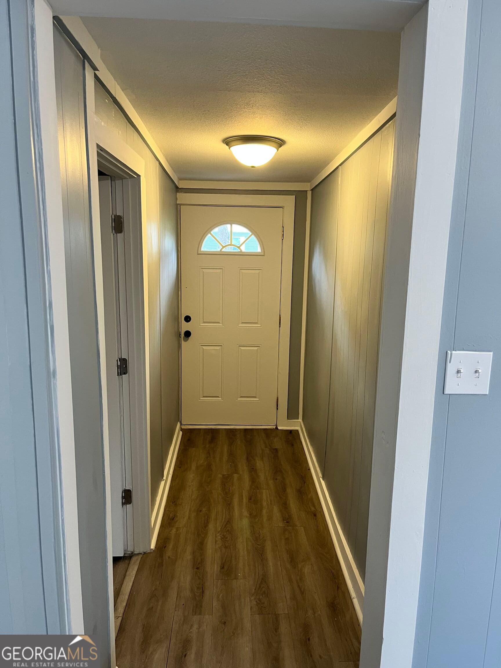 3 bedroom, 2 bathroom, 1,100 sq ft single family residence for sale at 726 Chestnut Street, Homeland, GA 31537 — photo 9