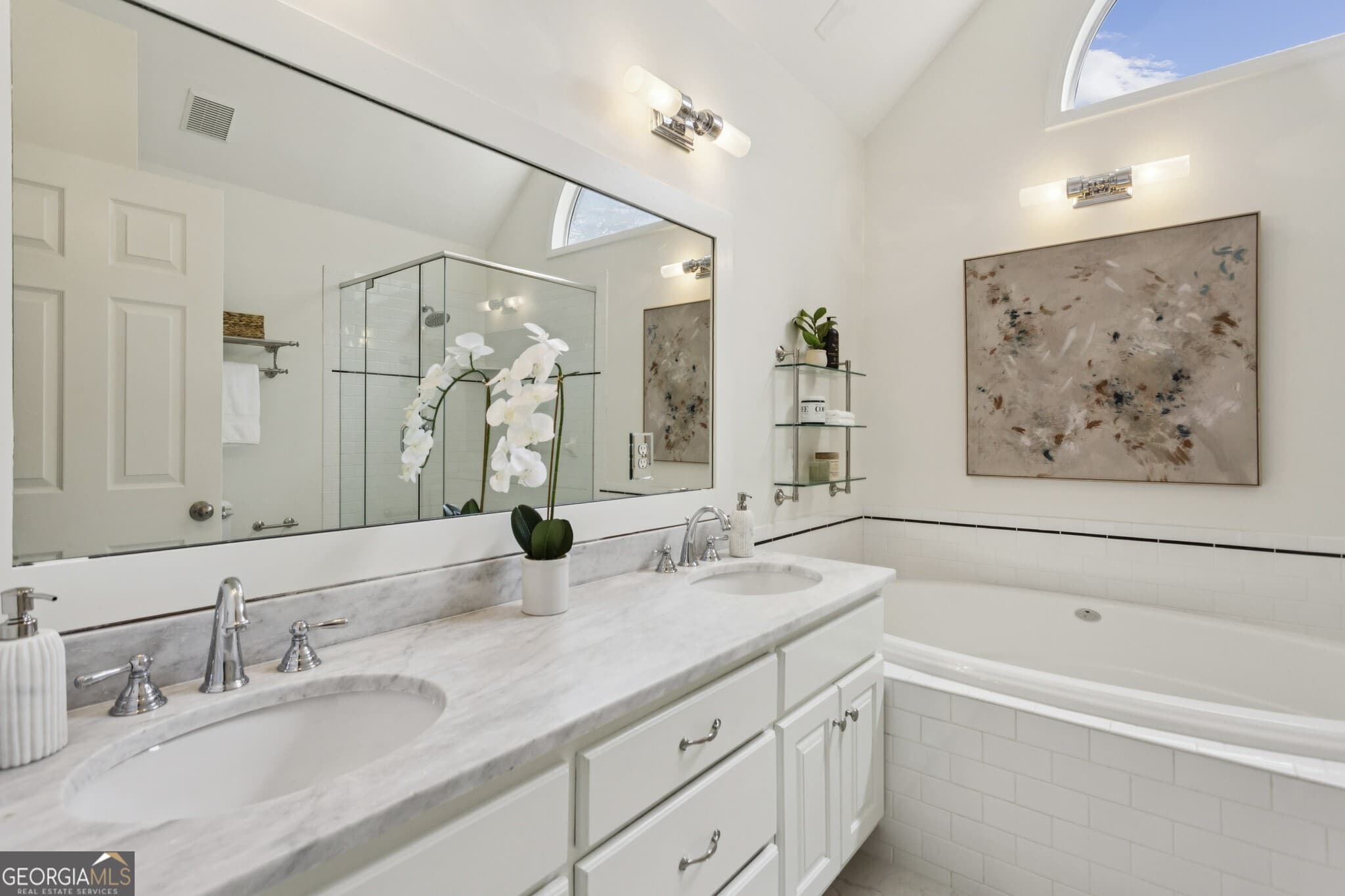 4 bedroom, 3.5 bathroom, 3,102 sq ft single family residence for sale at 2433 Oostanaula Drive, Brookhaven, GA 30319 — photo 6