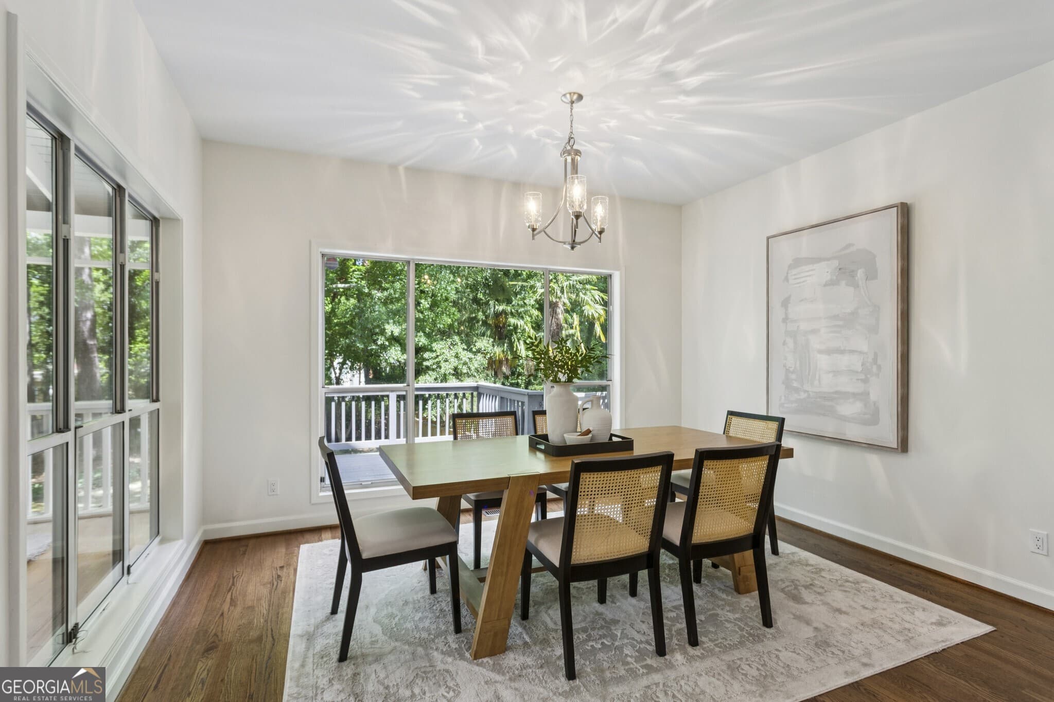 4 bedroom, 3.5 bathroom, 3,102 sq ft single family residence for sale at 2433 Oostanaula Drive, Brookhaven, GA 30319 — photo 4