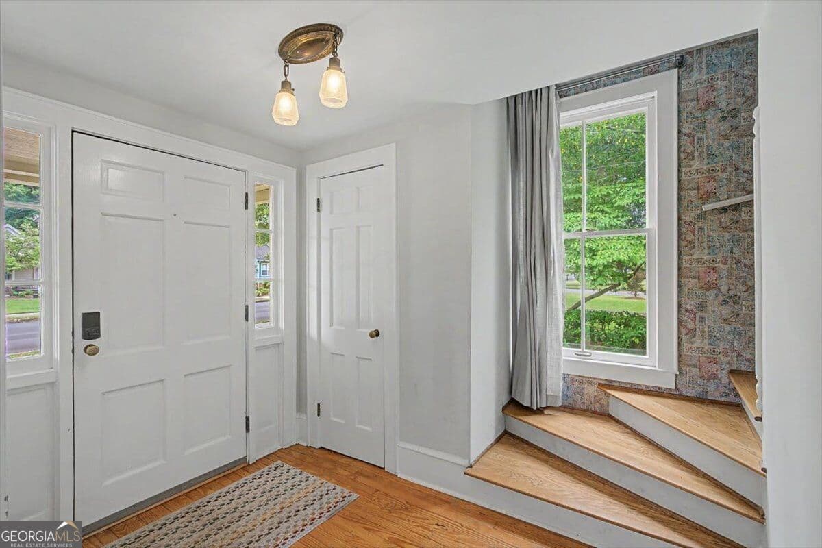 5 bedroom, 3 bathroom, 2,946 sq ft single family residence for sale at 311 N College Street, Cedartown, GA 30125 — photo 7