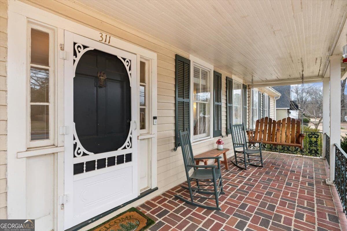 5 bedroom, 3 bathroom, 2,946 sq ft single family residence for sale at 311 N College Street, Cedartown, GA 30125 — photo 5