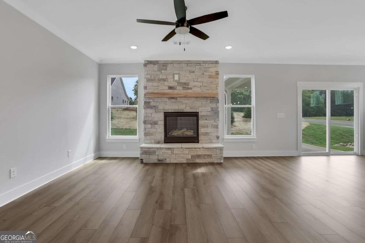 4 bedroom, 3 bathroom, 2,456 sq ft single family residence for sale at 4503 Zed Lane, Loganville, GA 30052 — photo 10
