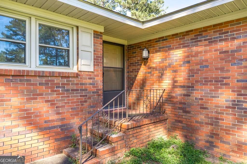 3 bedroom, 2 bathroom, 2,002 sq ft single family residence for sale at 1226 Rainey Road, Macon, GA 31220 — photo 10
