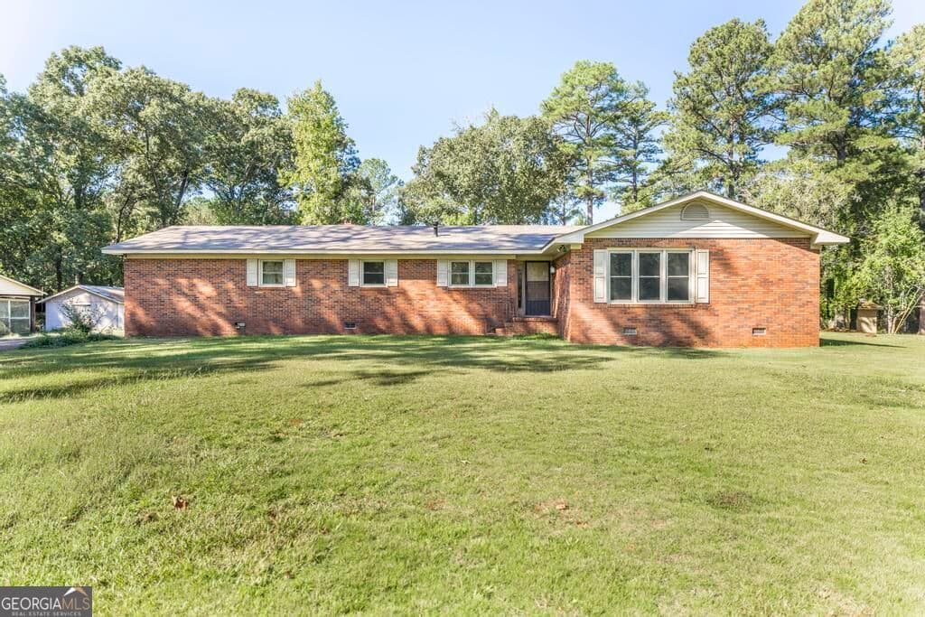 3 bedroom, 2 bathroom, 2,002 sq ft single family residence for sale at 1226 Rainey Road, Macon, GA 31220 — photo 8