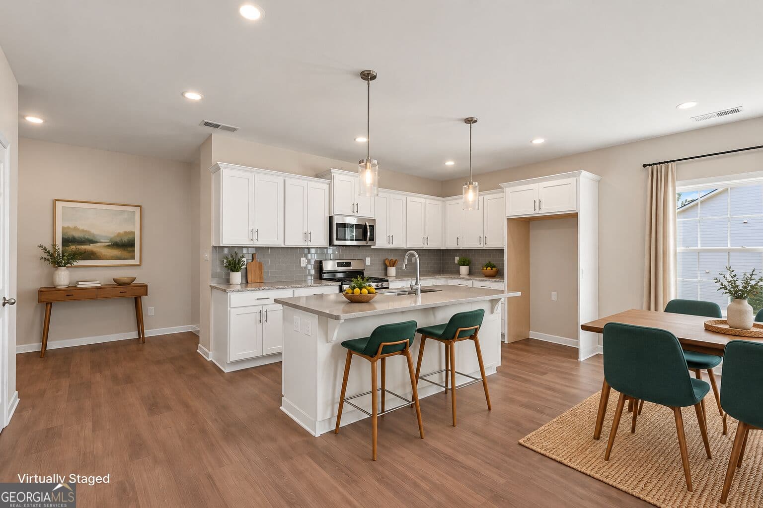 3 bedroom, 2 bathroom, 1,828 sq ft single family residence for sale at 1046 Sun Valley Court C59, Macon, GA 31211 — photo 3