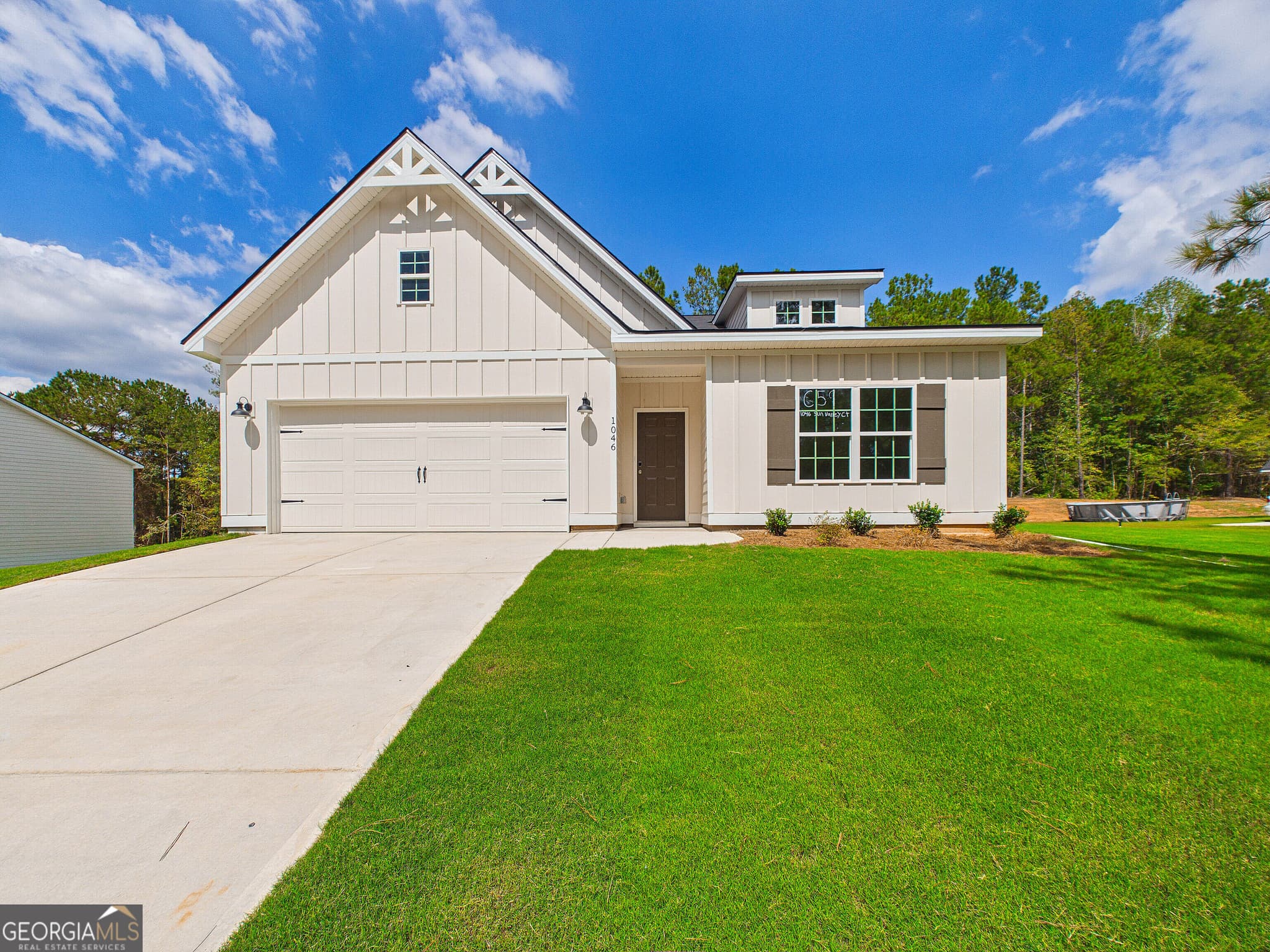3 bedroom, 2 bathroom, 1,828 sq ft single family residence for sale at 1046 Sun Valley Court C59, Macon, GA 31211