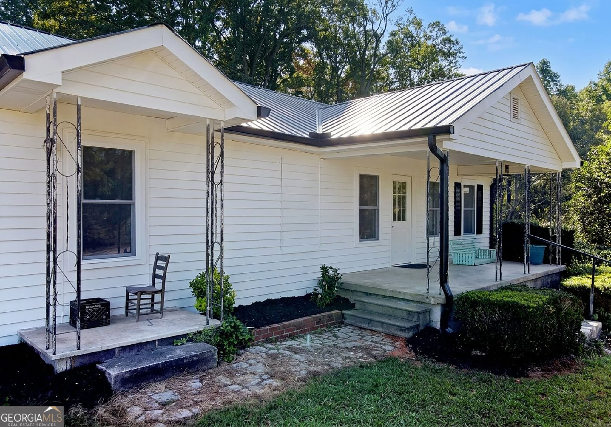 2 bedroom, 2 bathroom, 1,288 sq ft single family residence for sale at 9200 Murphy Highway, Blairsville, GA 30512 — photo 5
