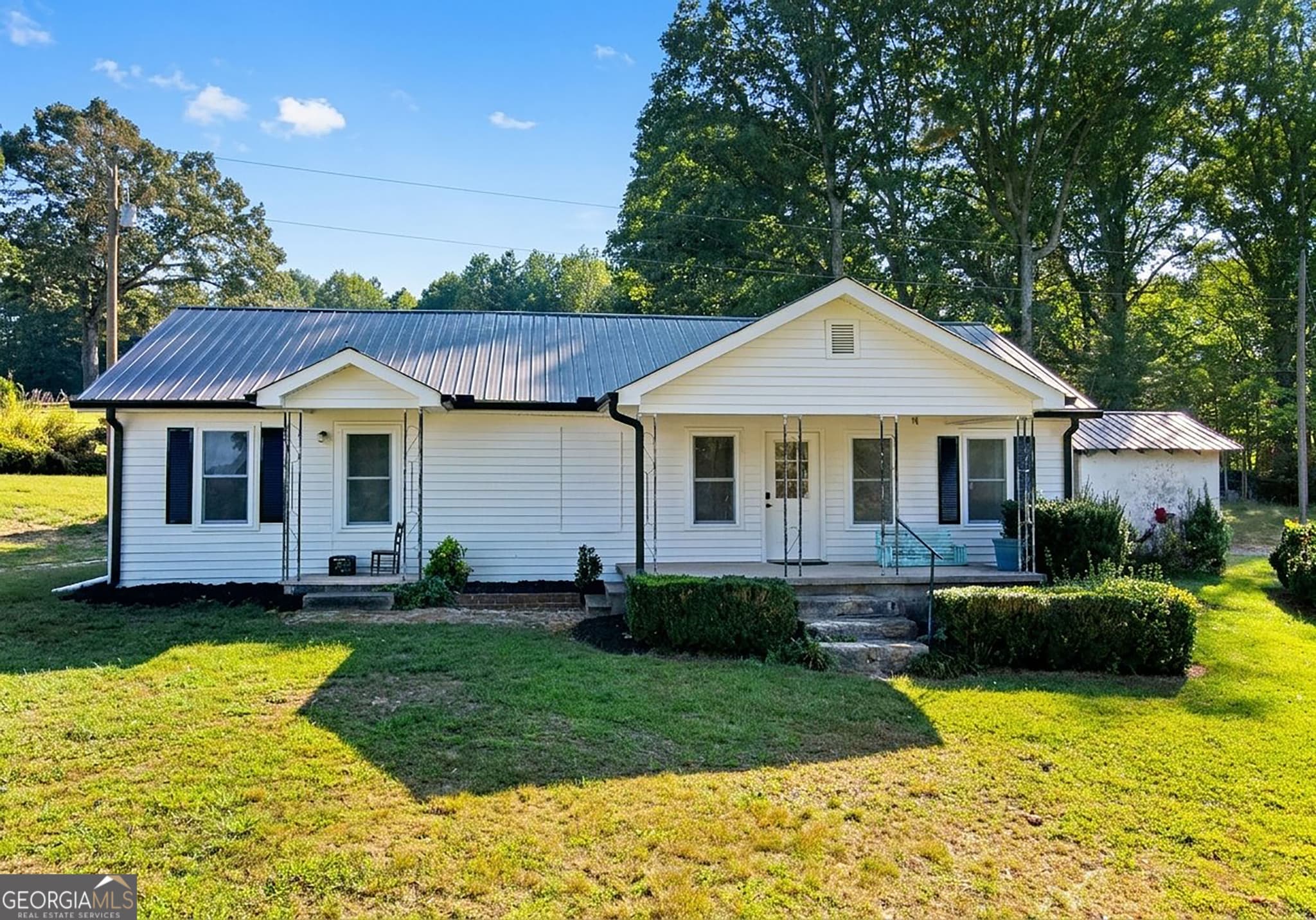 2 bedroom, 2 bathroom, 1,288 sq ft single family residence for sale at 9200 Murphy Highway, Blairsville, GA 30512 — photo 4