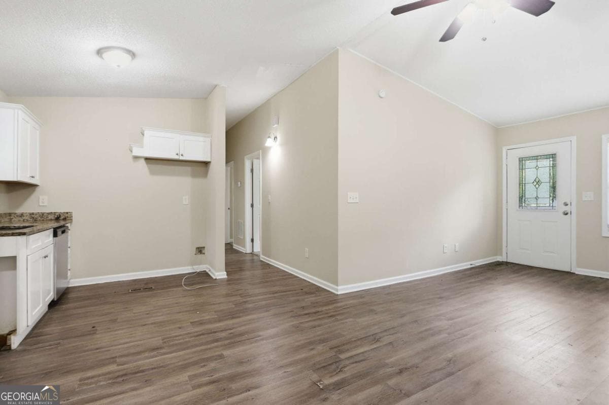 3 bedroom, 1 bathroom, 1,000 sq ft single family residence for sale at 3037 San Juan Drive, Decatur, GA 30032 — photo 6