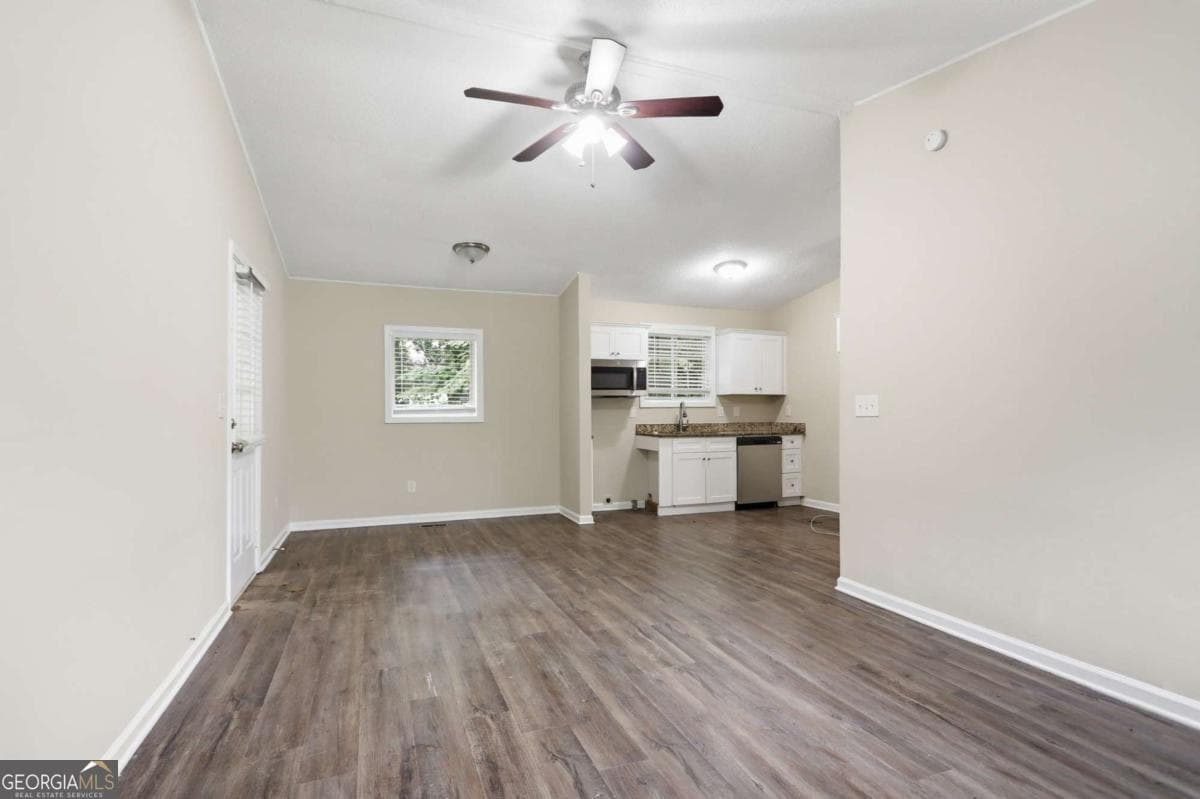 3 bedroom, 1 bathroom, 1,000 sq ft single family residence for sale at 3037 San Juan Drive, Decatur, GA 30032 — photo 5