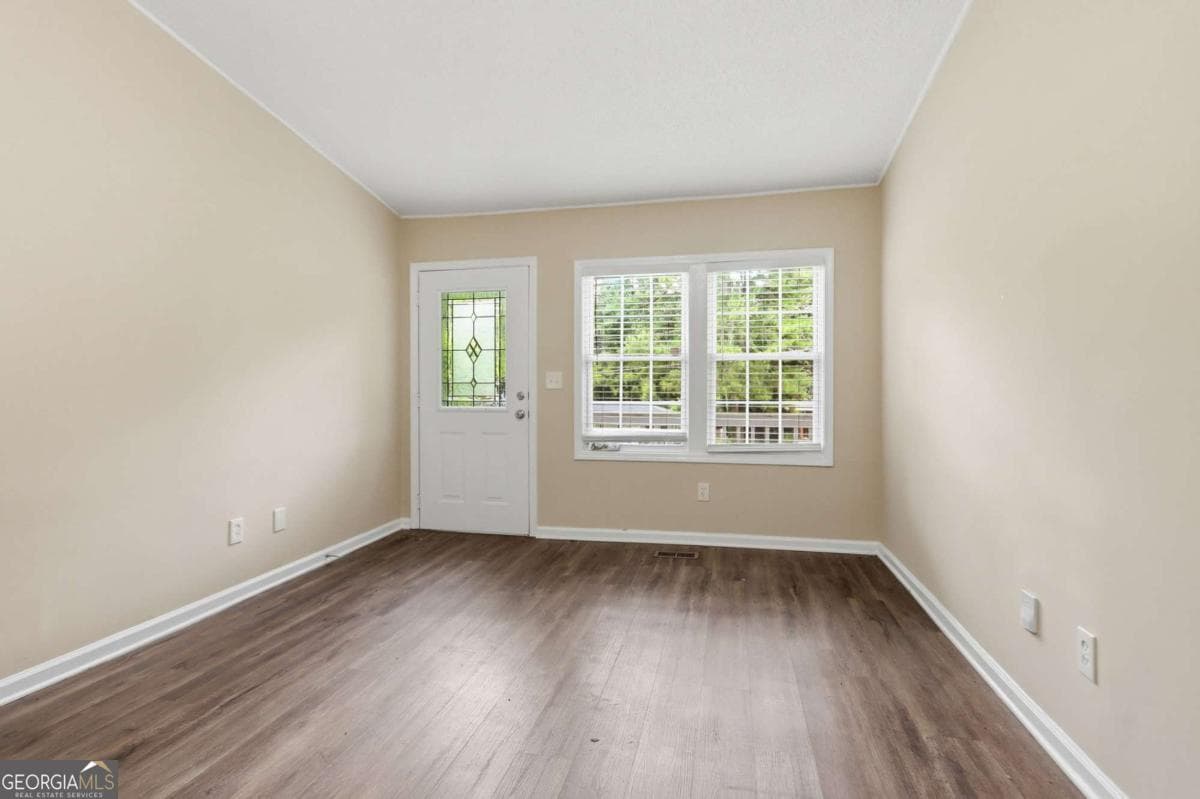 3 bedroom, 1 bathroom, 1,000 sq ft single family residence for sale at 3037 San Juan Drive, Decatur, GA 30032 — photo 4