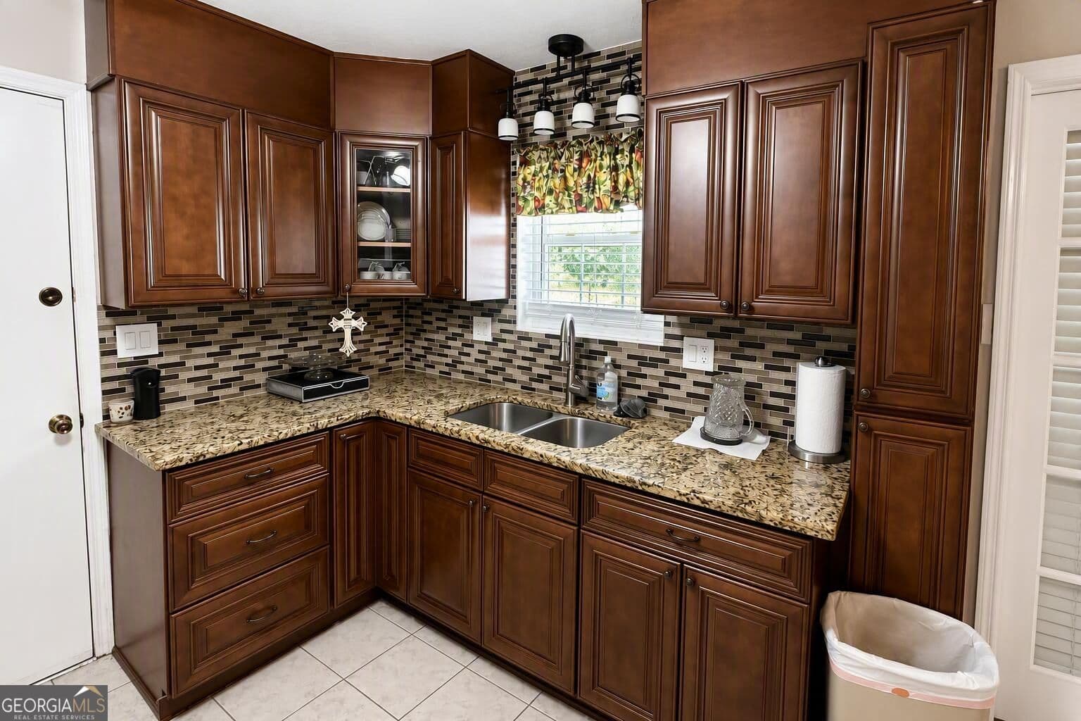 4 bedroom, 2 bathroom, 1,790 sq ft single family residence under contract at 3617 Columbine Drive, Augusta, GA 30906 — photo 6