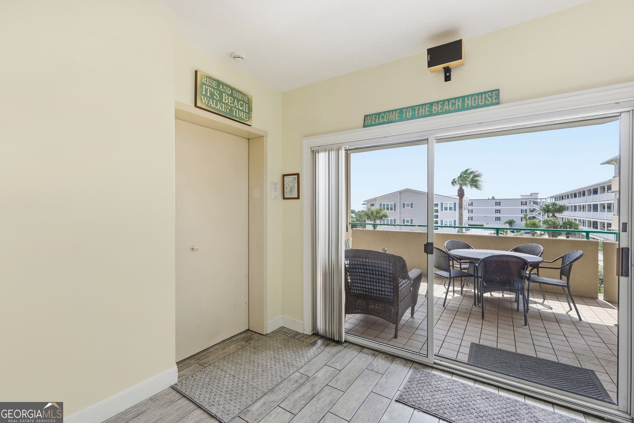 3 bedroom, 2 bathroom, 1,574 sq ft condominium for sale at 214 Butler Avenue 205, Tybee Island, GA 31328 — photo 7