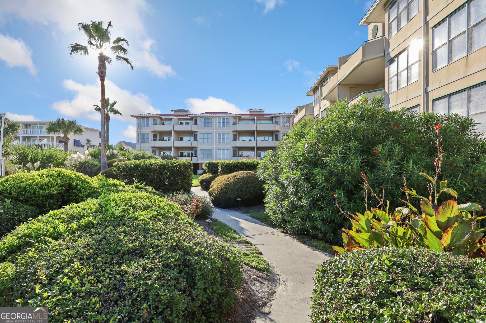 3 bedroom, 2 bathroom, 1,574 sq ft condominium for sale at 214 Butler Avenue 205, Tybee Island, GA 31328 — photo 5
