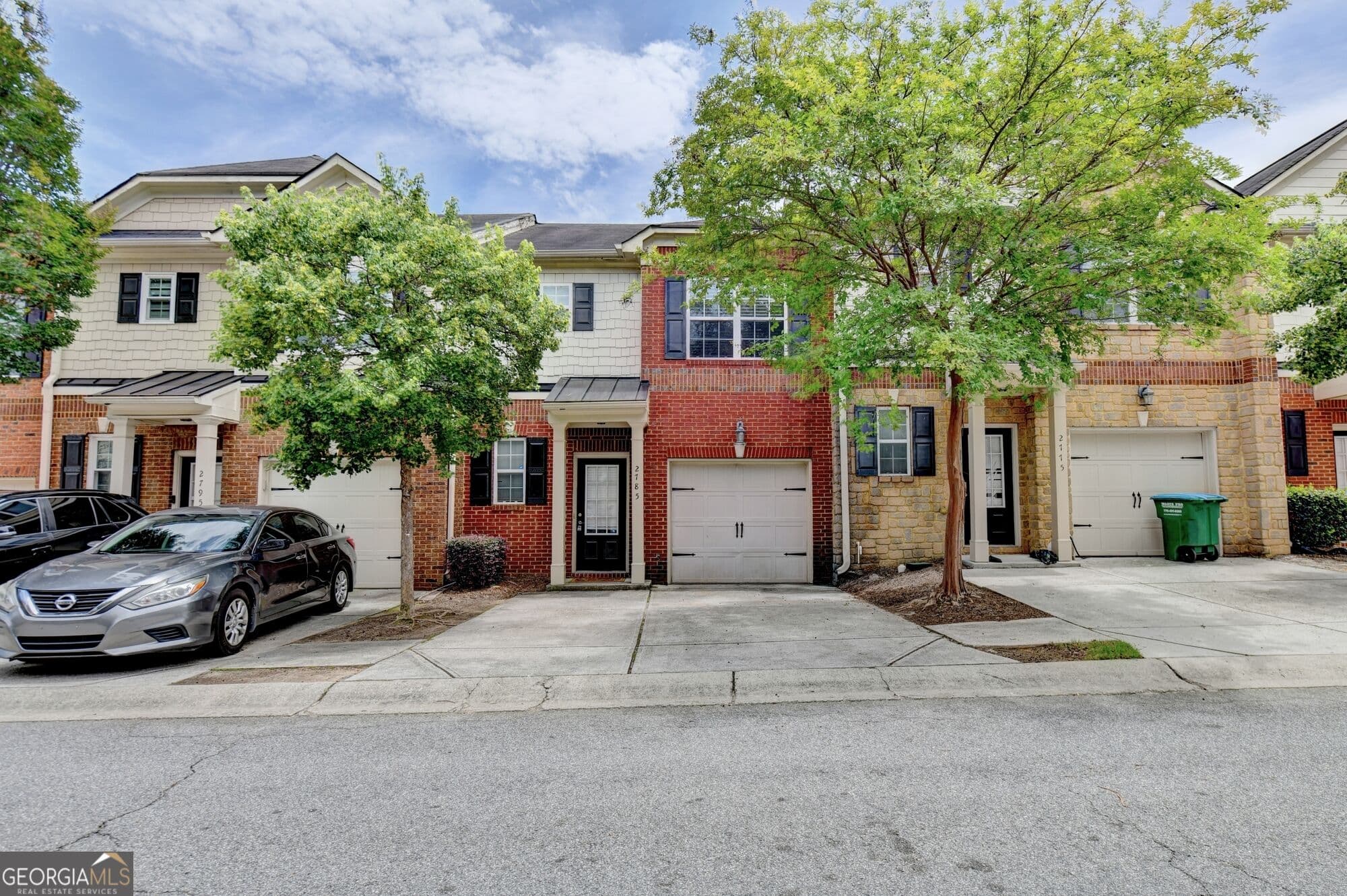3 bedroom, 2.5 bathroom, 1,538 sq ft townhouse for rent at 2785 Sudbury Trace, Norcross, GA 30071 for $2,800 a month — photo 1 of 35