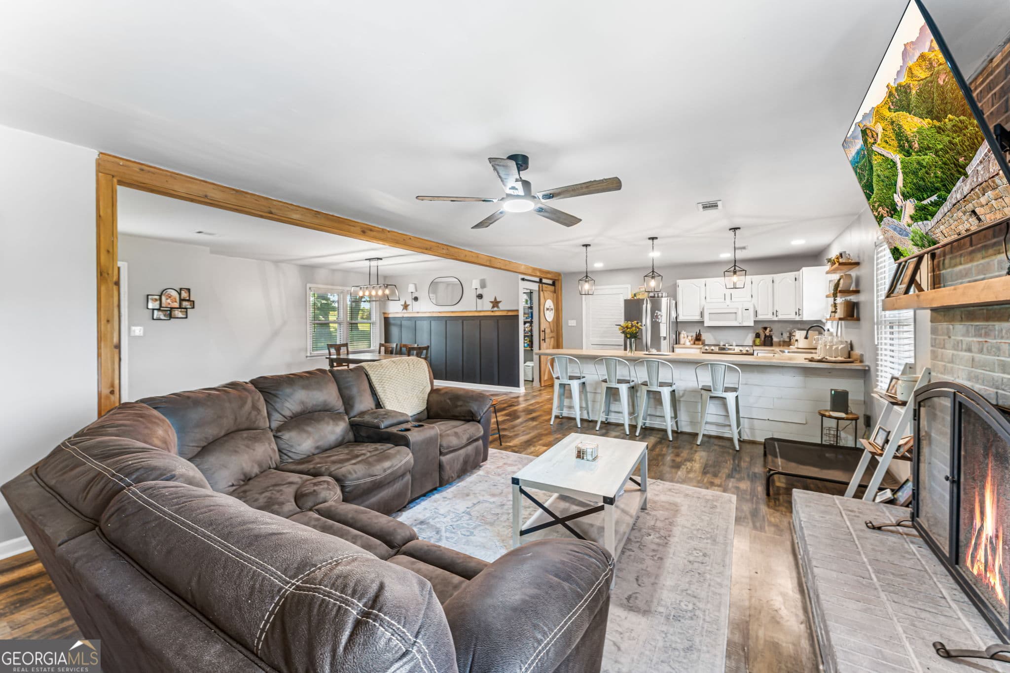 4 bedroom, 3 bathroom, 2,796 sq ft single family residence under contract at 211 Allen Road, Musella, GA 31066 — photo 9