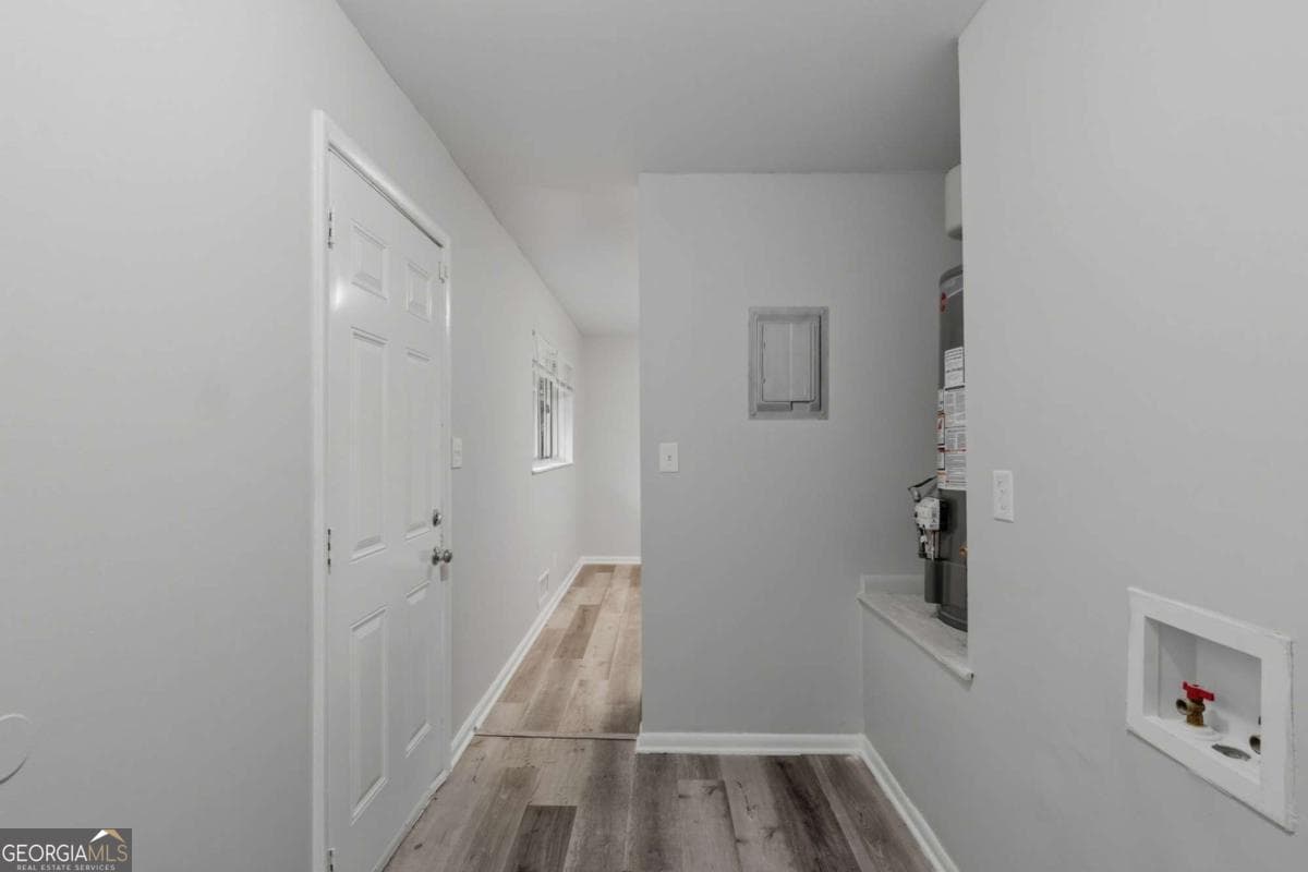 3 bedroom, 1 bathroom, 1,040 sq ft single family residence for sale at 8317 Kendrick Road, Jonesboro, GA 30238 — photo 9