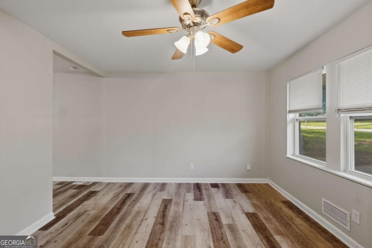 3 bedroom, 1 bathroom, 1,040 sq ft single family residence for sale at 8317 Kendrick Road, Jonesboro, GA 30238 — photo 10
