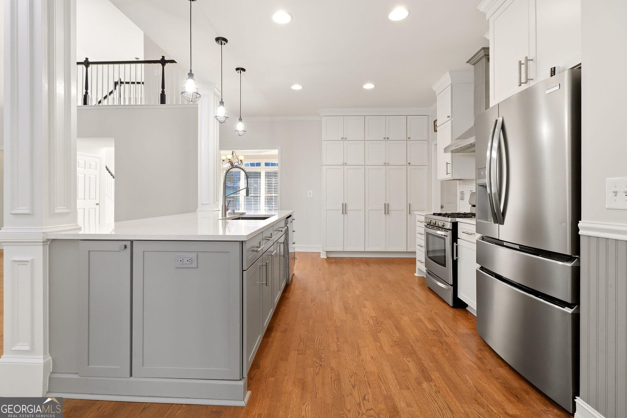5 bedroom, 3 bathroom, 2,387 sq ft single family residence for sale at 200 Maple Creek Chase, Woodstock, GA 30188 — photo 10