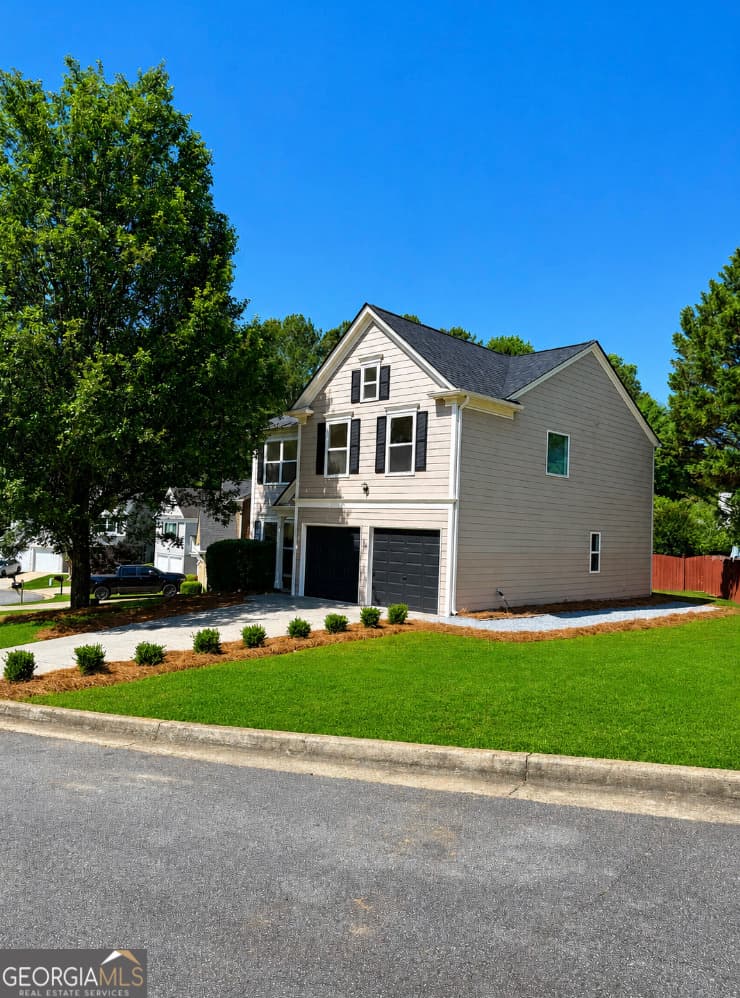 3 bedroom, 2.5 bathroom, 1,606 sq ft single family residence sold at 4271 clearvista Court, Acworth, GA 30101