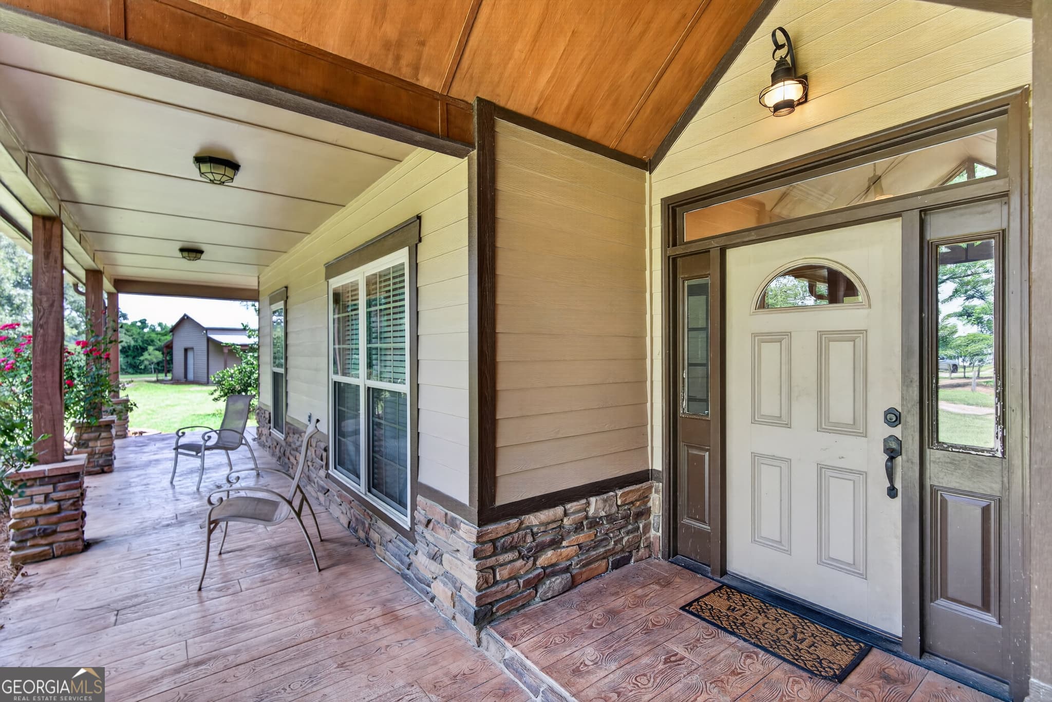 5 bedroom, 4 bathroom, 2,776 sq ft single family residence for sale at 7086 Shiloh Road, Hahira, GA 31632 — photo 5