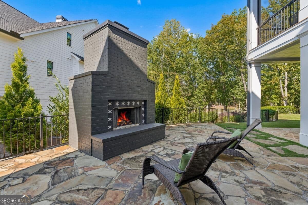4 bedroom, 4.5 bathroom, 4,294 sq ft single family residence for sale at 9 Fieldstone Court, Dawsonville, GA 30534 — photo 4