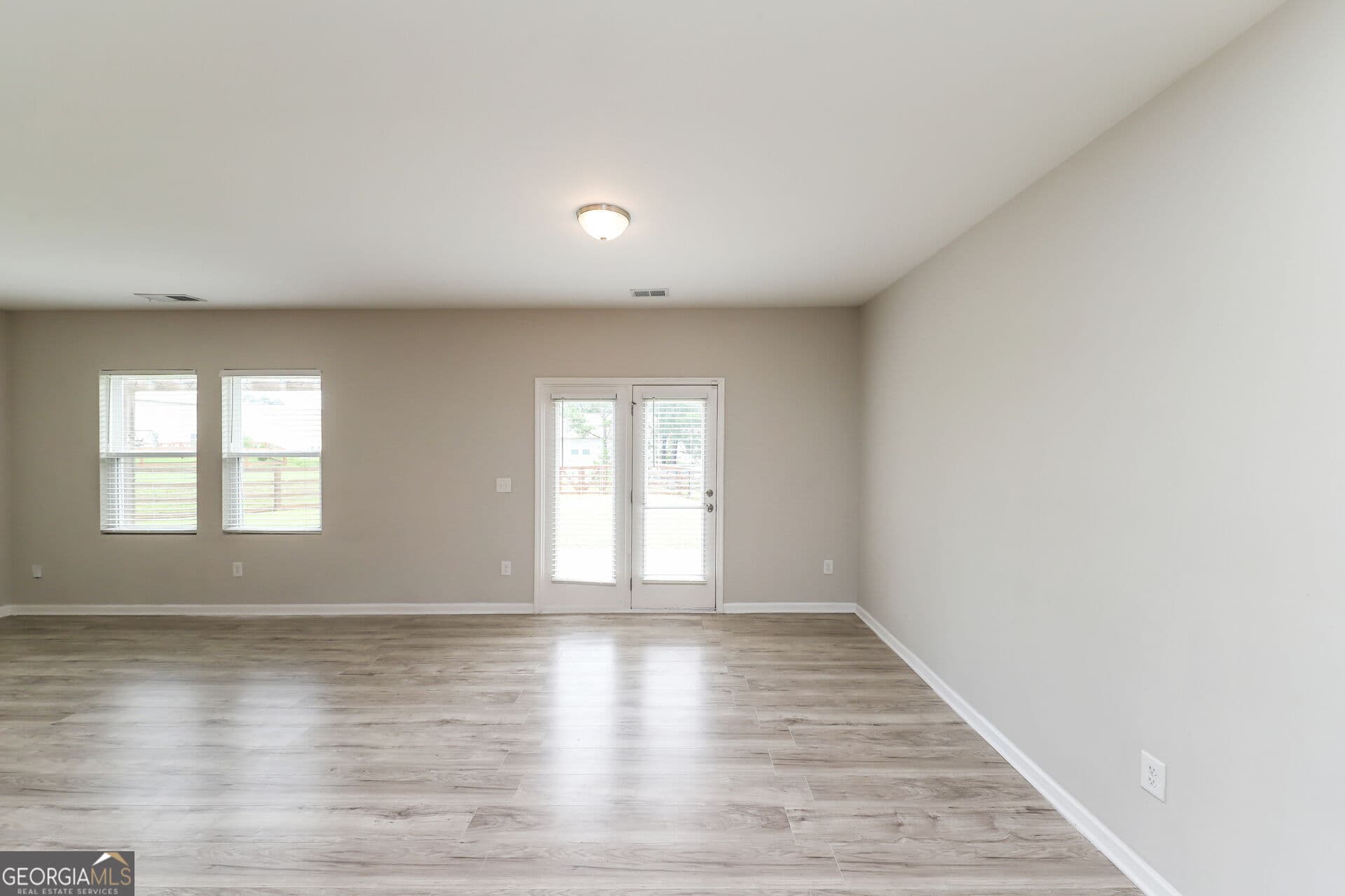 5 bedroom, 3 bathroom, 2,798 sq ft single family residence for sale at 128 Meriwether Lane, Villa Rica, GA 30180 — photo 6