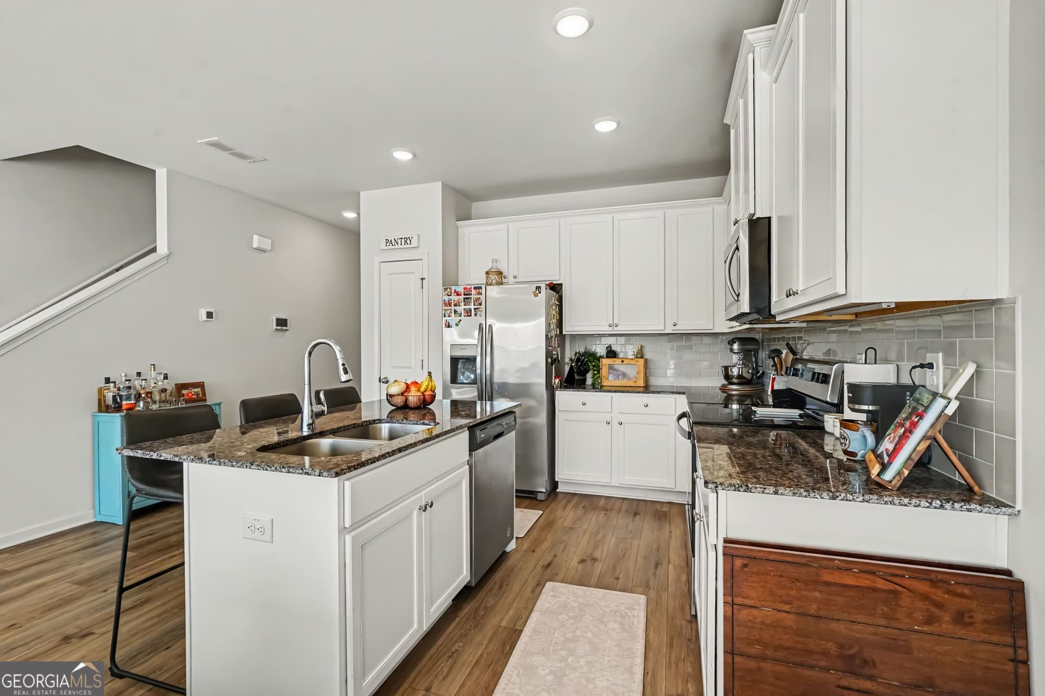 3 bedroom, 2.5 bathroom, 1,475 sq ft townhouse for sale at 108 Regent Park, Hoschton, GA 30548 — photo 10