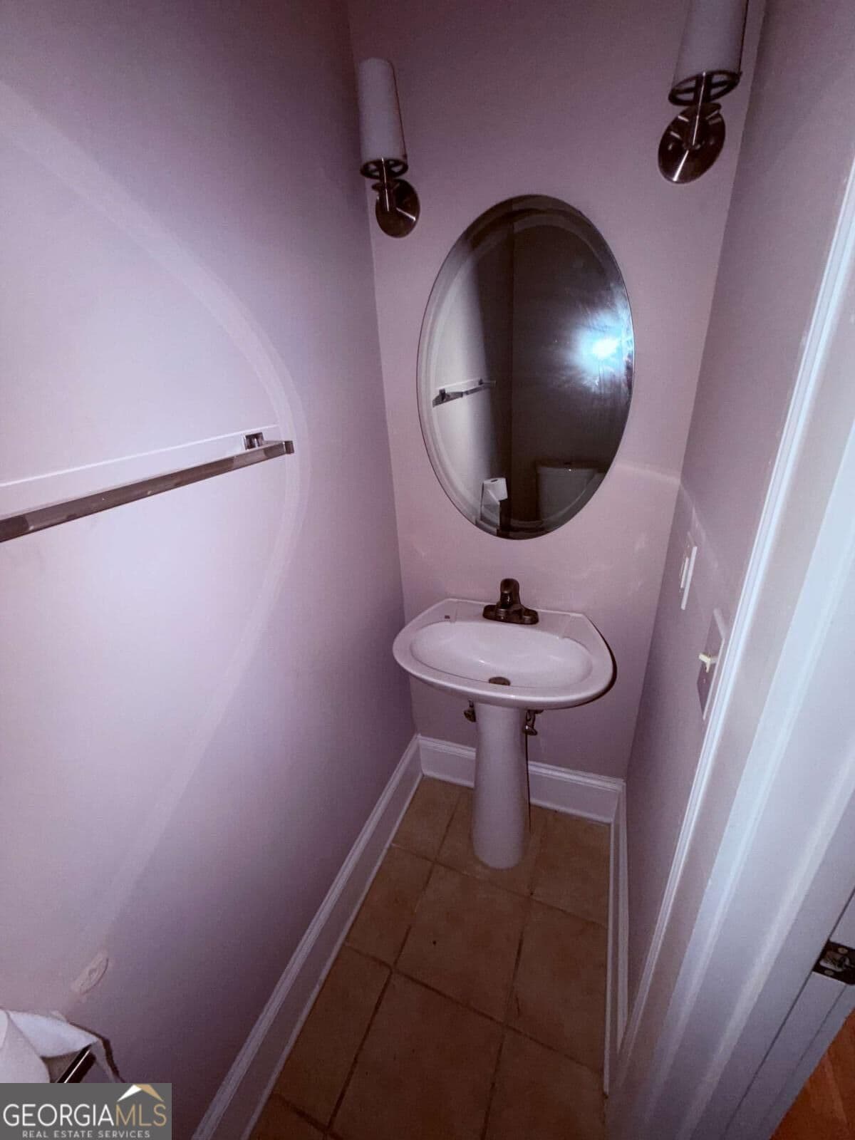 2 bedroom, 2.5 bathroom, 1,134 sq ft condominium for sale at 2855 Peachtree Road 103, Atlanta, GA 30305 — photo 7