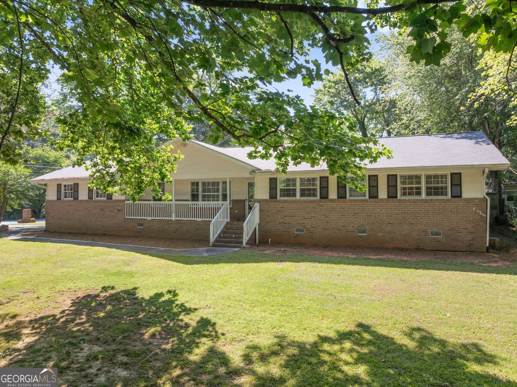 3 bedroom, 2 bathroom, 1,781 sq ft single family residence sold at 2148 Santa Fe Trail, Snellville, GA 30078