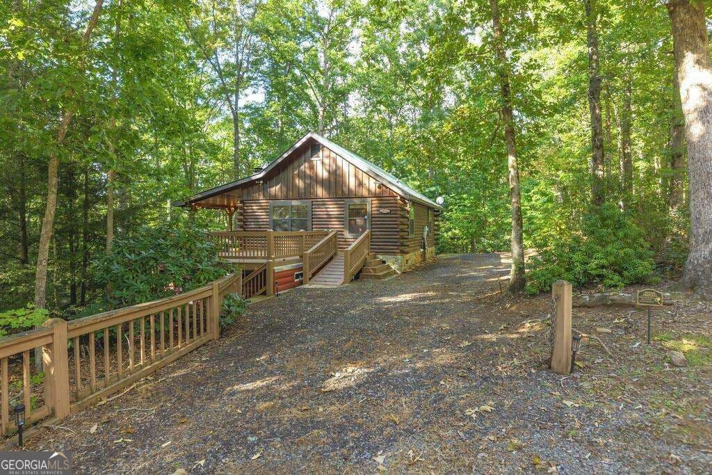 2 bedroom, 1 bathroom cabin,single family residence for sale at 157 Sunrise Lane, Blue Ridge, GA 30513 — photo 2