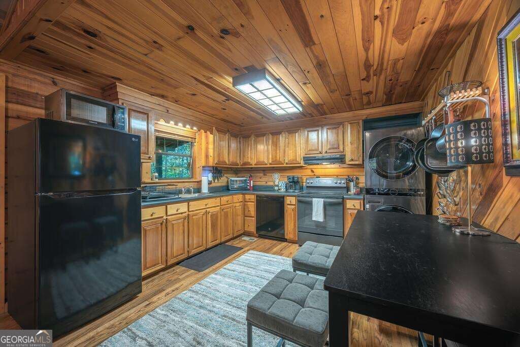 2 bedroom, 1 bathroom cabin,single family residence for sale at 157 Sunrise Lane, Blue Ridge, GA 30513 — photo 5